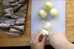 Шпроты из речной рыбы домашние - шаг 4