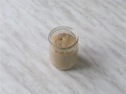 Домашний хлеб на закваске в духовке - шаг 5 Домашний хлеб на закваске в духовке - шаг 5