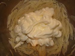 Густой крем для торта из вермишели со сметаной - шаг 2