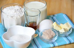 Дрожжевая коса пирог с яблоками - шаг 1