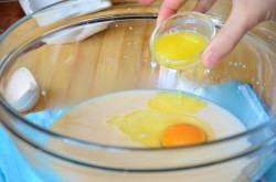 Дрожжевая коса пирог с яблоками - шаг 3