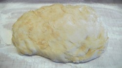 Дрожжевой пирог в мультиварке с маком - шаг 7 Дрожжевой пирог в мультиварке с маком - шаг 7