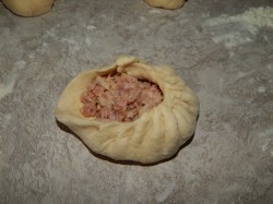 Дрожжевые беляши на воде - шаг 12