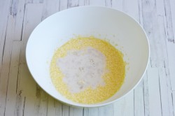 Дрожжевые булочки с заварным кремом - шаг 12