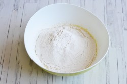 Дрожжевые булочки с заварным кремом - шаг 13