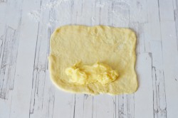 Дрожжевые булочки с заварным кремом - шаг 18