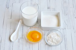 Дрожжевые булочки с заварным кремом - шаг 1