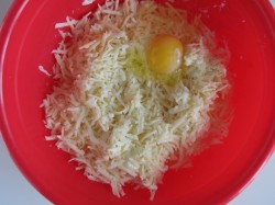 Дрожжевые хачапури в духовке с сыром - шаг 6 Дрожжевые хачапури в духовке с сыром - шаг 6