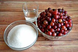 Джем из крыжовника на зиму простой - шаг 1 Джем из крыжовника на зиму простой - шаг 1