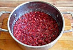 Джем из крыжовника на зиму простой - шаг 4 Джем из крыжовника на зиму простой - шаг 4