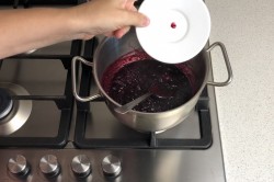 Вишневый джем без косточек на зиму из вишни - шаг 10 Вишневый джем без косточек на зиму из вишни - шаг 10