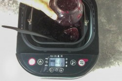 Джем из красной смородины в хлебопечке - шаг 9