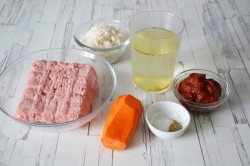 Ежики из индейки с рисом - шаг 1