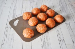 Ежики из индейки с рисом - шаг 6