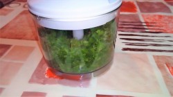 Форшмак из селедки с яблоками луком сливочным маслом - шаг 3