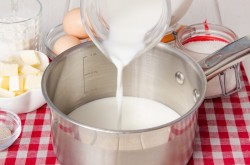 Французский торт из профитролей Крокембуш - шаг 17 Французский торт из профитролей Крокембуш - шаг 17