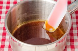 Французский торт из профитролей Крокембуш - шаг 29 Французский торт из профитролей Крокембуш - шаг 29