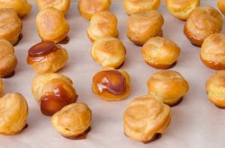 Французский торт из профитролей Крокембуш - шаг 31 Французский торт из профитролей Крокембуш - шаг 31