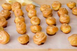 Французский торт из профитролей Крокембуш - шаг 32 Французский торт из профитролей Крокембуш - шаг 32