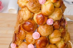 Французский торт из профитролей Крокембуш - шаг 36 Французский торт из профитролей Крокембуш - шаг 36