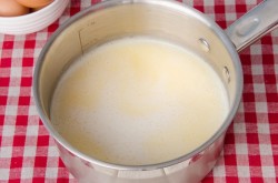 Французский торт из профитролей Крокембуш - шаг 5 Французский торт из профитролей Крокембуш - шаг 5