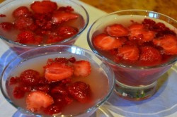 Фруктовое желе из желатина - шаг 5 Фруктовое желе из желатина - шаг 5