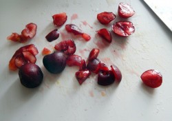 Фруктовый десерт с мороженым салат - шаг 5 Фруктовый десерт с мороженым салат - шаг 5