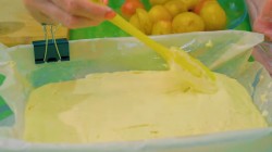 Вкусный фруктовый пирог с ванилью и абрикосами к чаю - шаг 6 Вкусный фруктовый пирог с ванилью и абрикосами к чаю - шаг 6