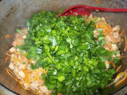 Фунчоза со свининой и овощами - шаг 7