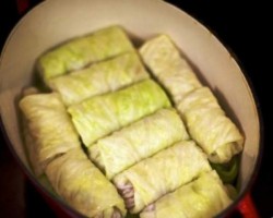 Голубцы запеченные в сметане с луком - шаг 10