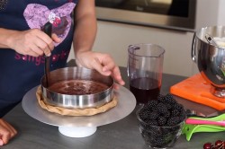 Голый торт с фруктами шоколадный бисквит с маскарпоне - шаг 19 Голый торт с фруктами шоколадный бисквит с маскарпоне - шаг 19