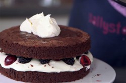 Голый торт с фруктами шоколадный бисквит с маскарпоне - шаг 25 Голый торт с фруктами шоколадный бисквит с маскарпоне - шаг 25