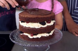 Голый торт с фруктами шоколадный бисквит с маскарпоне - шаг 30 Голый торт с фруктами шоколадный бисквит с маскарпоне - шаг 30