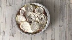 Горбуша с картошкой в духовке запеченная - шаг 7 Горбуша с картошкой в духовке запеченная - шаг 7