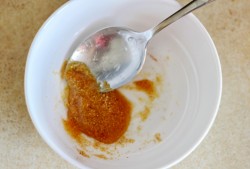 Горчично медовая заправка для салата - шаг 3 Горчично медовая заправка для салата - шаг 3