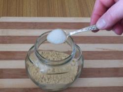 Горчица на капустном рассоле из порошка - шаг 3