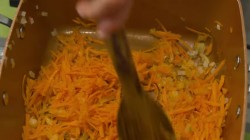 Гороховый суп с мясом свинины и копченостями - шаг 10