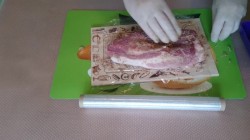 Грудинка солёная с чесноком - шаг 2