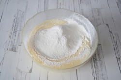 Грушевый кекс с розмарином - шаг 6 Грушевый кекс с розмарином - шаг 6