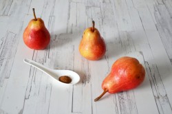 Грушевый пирог со сливками и миндалем - шаг 12