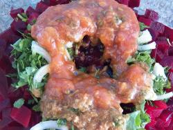 Грузинский салат из свеклы с перцем и зеленью - шаг 16