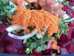 Грузинский салат из свеклы с перцем и зеленью - шаг 18