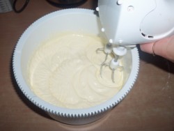 Торт Губка Боб из мастики - шаг 13