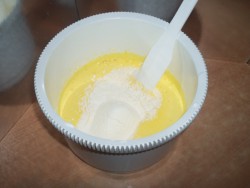 Торт Губка Боб из мастики - шаг 9