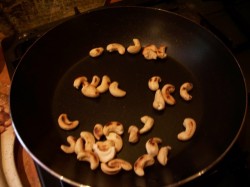 Индийский десерт кхир с мёдом - шаг 1