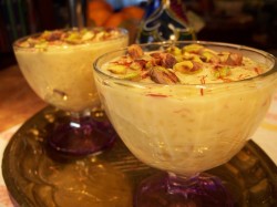 Индийский десерт кхир с мёдом - шаг 5