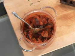 Жареные баклажаны на зиму с помидорами, пряностями и уксусом - шаг 10