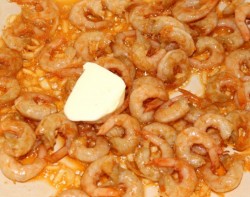 Жареные креветки с чесноком - шаг 5