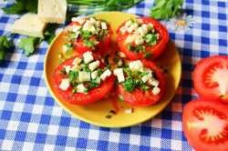 Жареные помидоры с сыром и чесноком - шаг 6