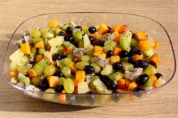 Желе с фруктами в арбузе - шаг 10 Желе с фруктами в арбузе - шаг 10